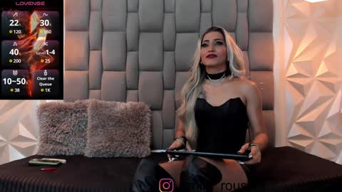 Camila Roushell online show from December 9, 5:51 am