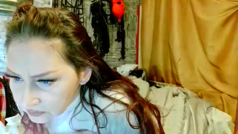 Dominatrixredsonyja666666 online show from February 27, 7:25 pm