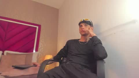 Dominic foox online show from March 28, 8:52 pm