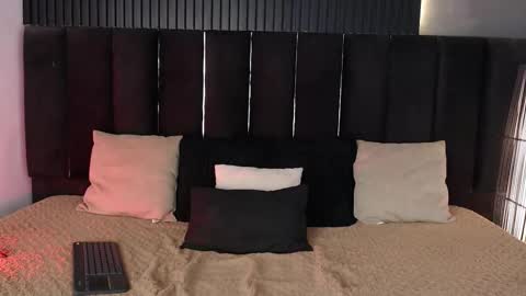 Dominic online show from September 24, 2:48 am