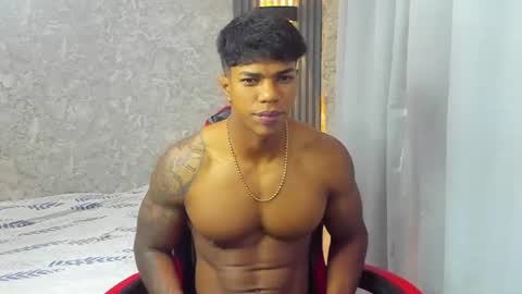 dominic_sg online show from June 24, 12:37 pm
