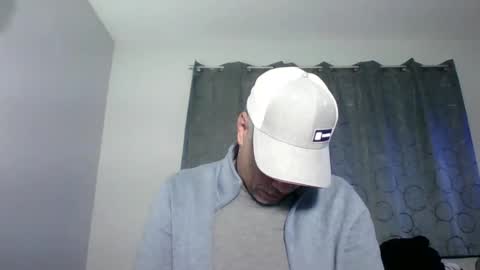 luis online show from November 6, 4:35 am