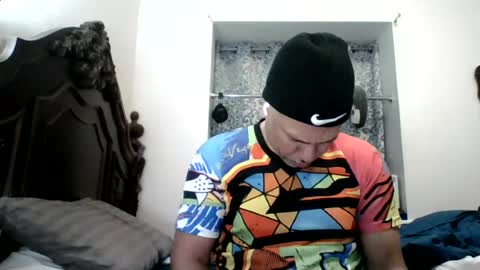 luis online show from June 24, 10:53 pm