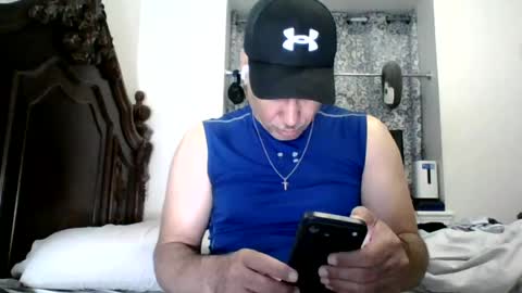 luis online show from July 23, 1:52 am