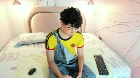 DOMINIC  online show from July 7, 8:02 pm