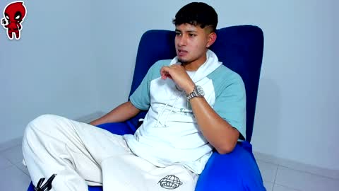 Snapshot of dominick_king chatting on April 1, 2:34 am Dominic online show from April 1, 2:34 am