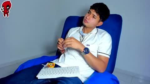Snapshot of dominick_king chatting on May 9, 1:55 am Dominic online show from May 9, 1:55 am