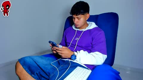 Snapshot of dominick_king chatting on May 14, 2:07 am Dominic online show from May 14, 2:07 am
