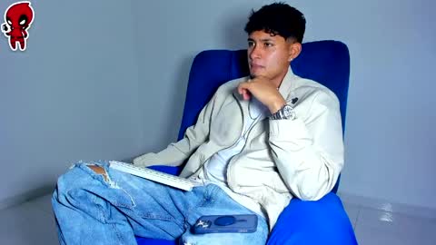 Snapshot of dominick_king chatting on May 20, 2:29 am Dominic online show from May 20, 2:29 am