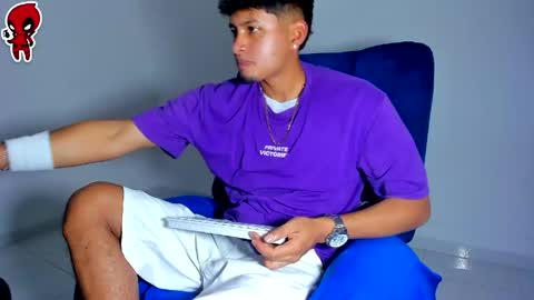 Snapshot of dominick_king chatting on May 27, 1:57 am Dominic online show from May 27, 1:57 am