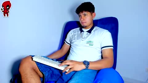Snapshot of dominick_king chatting on June 23, 2:31 am Dominic online show from June 23, 2:31 am
