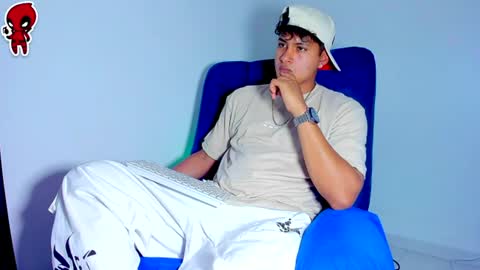 Snapshot of dominick_king chatting on June 25, 1:38 am Dominic online show from June 25, 1:38 am