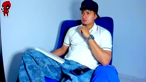 Snapshot of dominick_king chatting on June 26, 3:11 am Dominic online show from June 26, 3:11 am