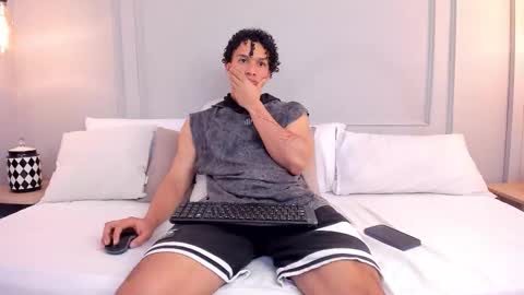 Dominick Star online show from November 29, 4:26 am