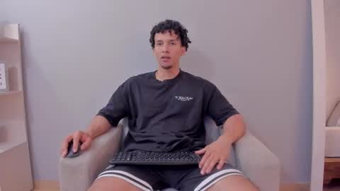 Dominick Star online show from December 15, 5:01 am