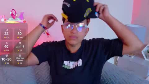 dominickjoness online show from March 22, 4:05 am