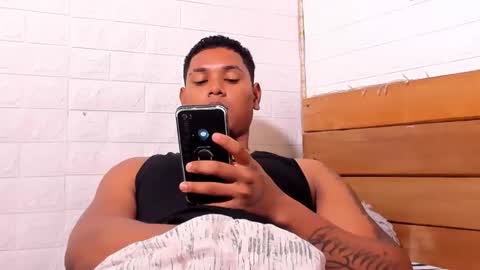 Snapshot of dominicvera chatting on October 17, 2:41 pm DominicVera online show from October 17, 2:41 pm