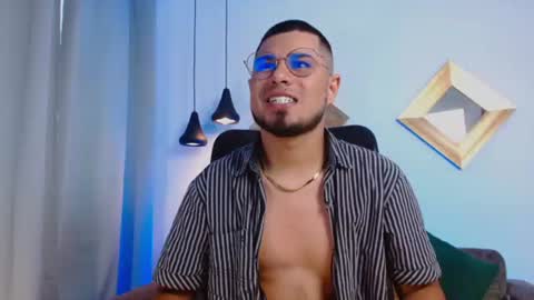 Dominik online show from June 19, 6:34 pm