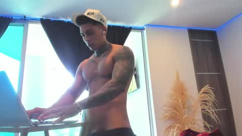 Only fans Ronnie col---InstaRonniecolleman  online show from June 11, 6:28 pm