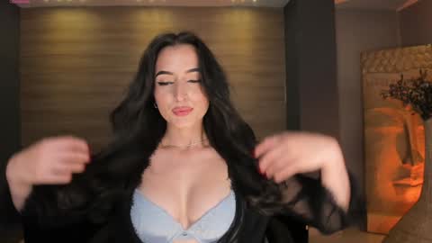 Snapshot of dominiquevega_ chatting on January 13, 11:38 pm Dominique online show from January 13, 11:38 pm