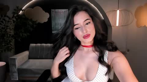 Snapshot of dominiquevega_ chatting on January 20, 8:29 pm Dominique online show from January 20, 8:29 pm