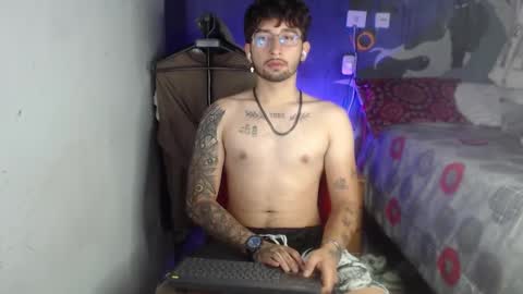 Snapshot of dominus_kane chatting on November 13, 3:16 am dominus_kane online show from November 13, 3:16 am