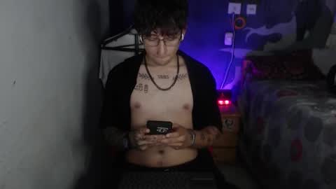 Snapshot of dominus_kane chatting on November 27, 7:10 am dominus_kane online show from November 27, 7:10 am