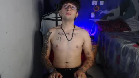 Snapshot of dominus_kane chatting on November 29, 4:26 am dominus_kane online show from November 29, 4:26 am