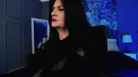 Snapshot of dommelisa chatting on April 8, 10:10 pm Dom Melisa online show from April 8, 10:10 pm