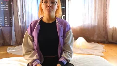 Macy online show from October 20, 9:10 am