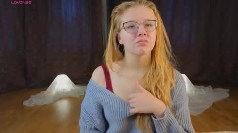 Macy online show from October 28, 3:10 am