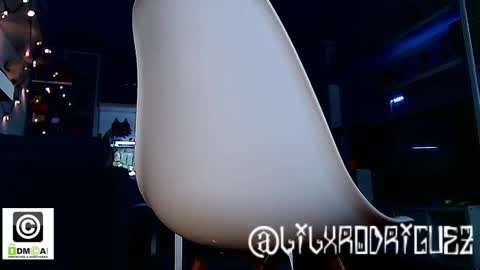 Snapshot of dondehaypelohayalegria chatting on January 23, 4:04 pm I DIGZ .K.. D .K.. PIG PPP online show from January 23, 4:04 pm