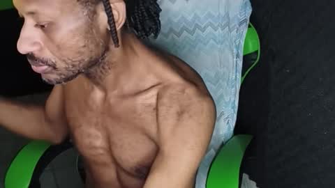 Snapshot of dondiego5511 chatting on March 6, 8:00 am dondiego5511 online show from March 6, 8:00 am