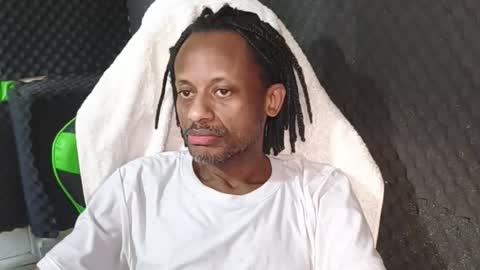 Snapshot of dondiego5511 chatting on March 23, 7:40 pm dondiego5511 online show from March 23, 7:40 pm