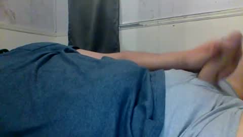 Snapshot of donkiepunch chatting on April 12, 7:02 am donkiepunch online show from April 12, 7:02 am