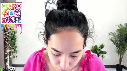 Aura online show from October 16, 2:34 am