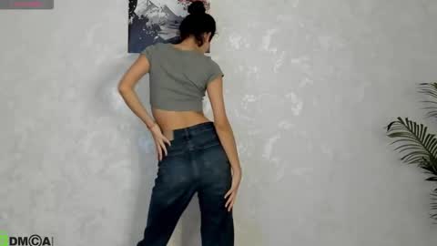 Aura online show from November 21, 3:27 am