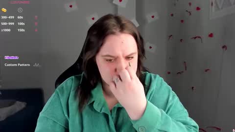 donnaa_june online show from March 10, 11:15 am