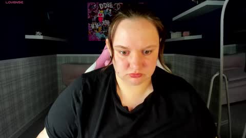 donnaa_june online show from March 21, 11:19 pm