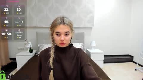 Donna On GMT2 Mon-Fri 3-9 AM online show from November 21, 11:58 pm