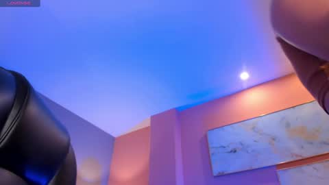  Donna Stonne  online show from January 21, 1:18 am