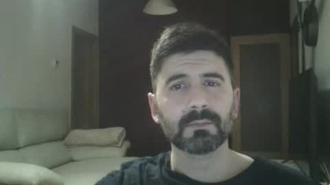 donnie_darkos83 online show from May 12, 9:45 pm