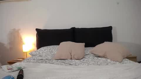 Iara online show from October 12, 9:14 pm