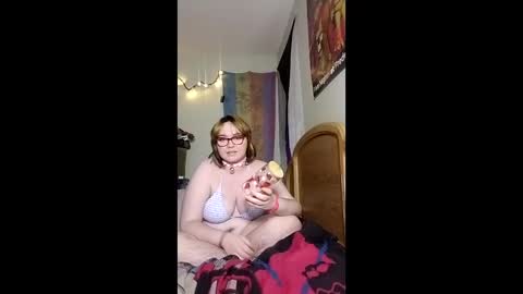 donthefox online show from April 12, 1:21 am