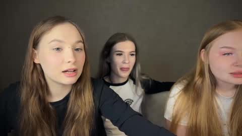 Stacy online show from December 17, 5:58 pm