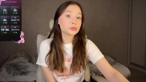 Stacy online show from February 25, 5:04 pm