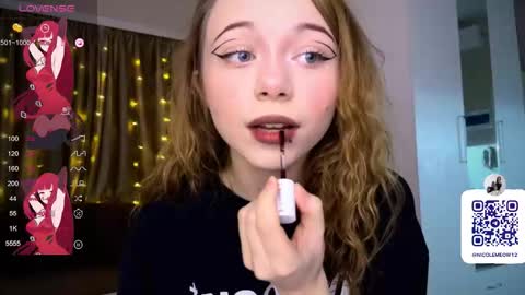 Nicole online show from January 18, 5:17 pm