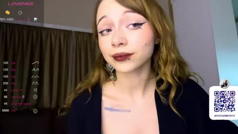 Snapshot of dontoke_ chatting on March 31, 7:58 pm Nicole online show from March 31, 7:58 pm