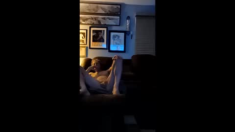 Snapshot of doobie1717 chatting on February 6, 5:01 am doobie1717 online show from February 6, 5:01 am