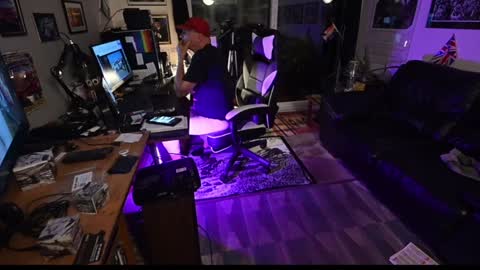 dopeleaf2 online show from December 1, 9:26 pm